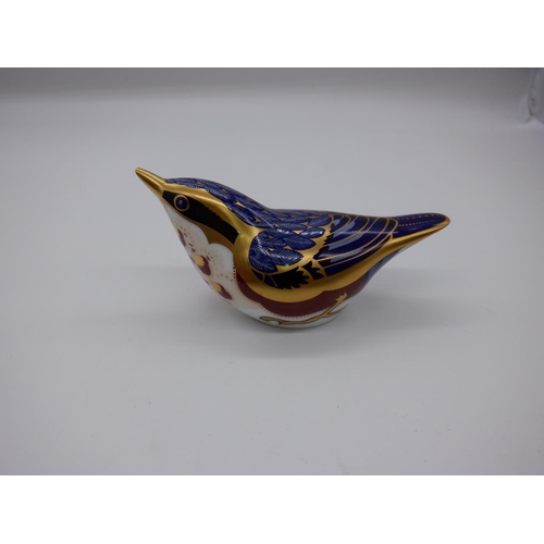 29 - A Royal Crown Derby 