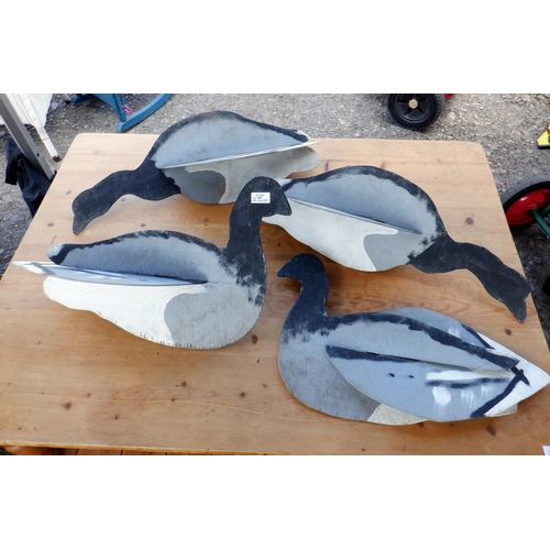 467 - Painted Wood Decoy Duck/Geese Ornaments