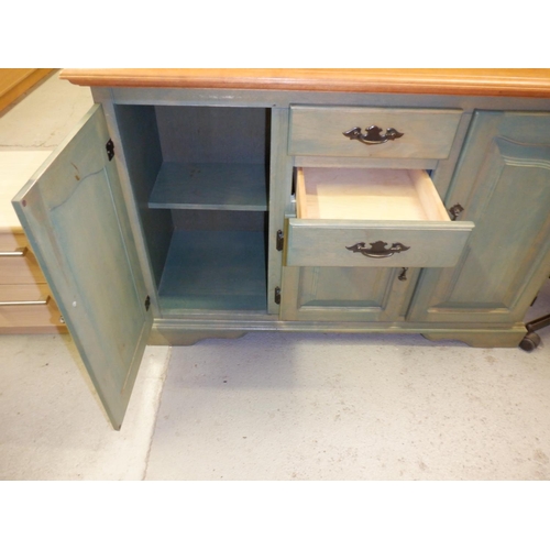 64 - A Canadian (Canadel) Green Washed Pine Kitchen Dresser (in 2 parts) 194 x 122 x 46cm