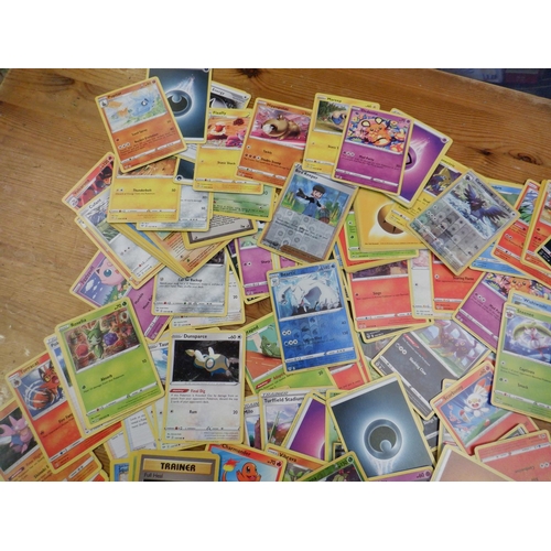 163 - A Large Quantity of Pokemon Cards