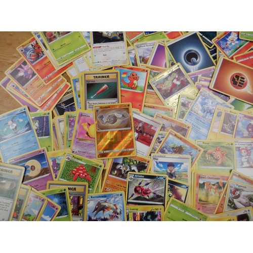 163 - A Large Quantity of Pokemon Cards