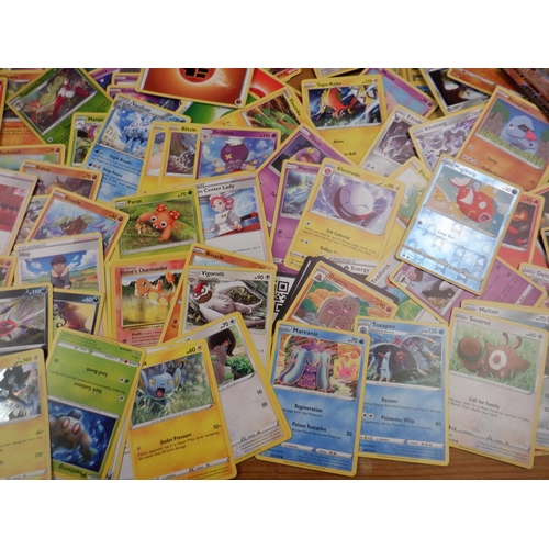 163 - A Large Quantity of Pokemon Cards