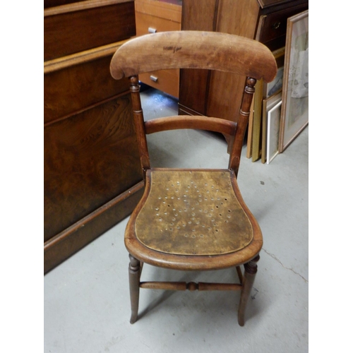 650 - A Vintage Wooden Chair 85cm high