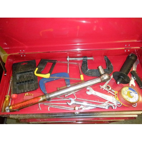 690 - A Red Mechanics Workshop Tool Box/ Trolley and Contents