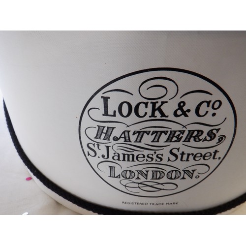 80 - A Lock & Co of St James Street Montecristi Panama Hat (L) Size 59 with Box