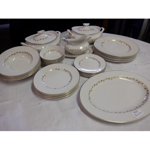 193 - Royal Doulton Citadel Dinner Service in A1 Condition consiting of 6 x Dinner Plates, 6 x Soup Bowls,... 