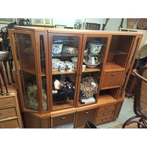 131 - Large Uniflex Wooden Display Cabinet With Lights in 3 Separate Parts 220cm x 192cm x 45cm