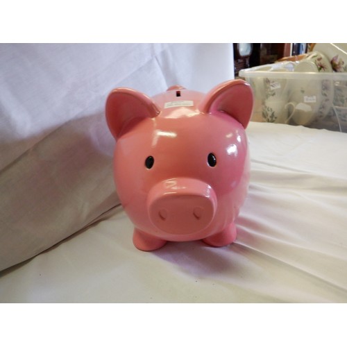 119 - Large Pink Piggy Bank (slight crack to rear leg)