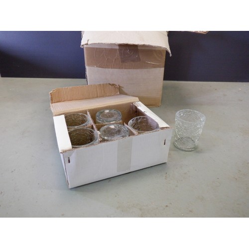 76 - 18 x Crackle Glaze Tea Light Holders