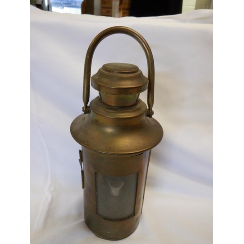 53 - Bristol Oil Lamp - Apprentice Piece