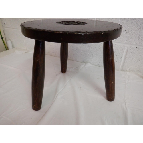 275 - Solid 3 Leg Round Stool With English Rose Carving in Seat 38 x 34cm