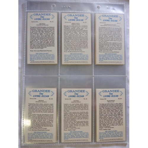 112 - Category - Shells & Fish: Wills 25 x  1st Series Pond and Aquarium Unissued and 25 x 2nd Series , Ke... 