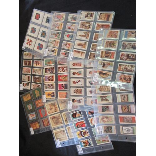 141 - Category -Places, Castles etc. : Player 25 x Napoleon, Wills M42 x Arms of Oxford and Cambridge, Cav... 