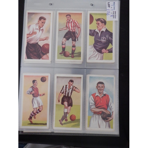 176 - Category - Football & Sports: Chix T48 x Footballers 1st Series.  Book Price £246 approx.