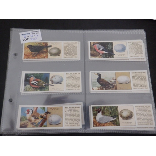 203 - Category -Birds: Liptons L30 x Birds of Prey Arabic, Carreras 50 x British Birds Black Cat & Packet,... 