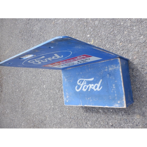 717 - Ford Motor Company Style Display Piece - a Step with Storage Box and Carry Handle. 66 x 39 x h87cm