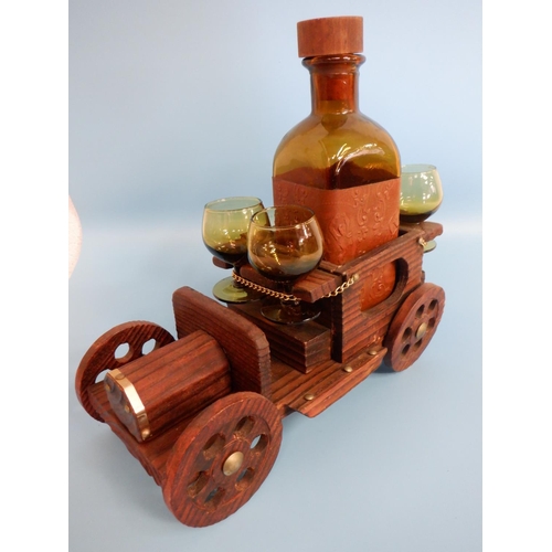 766 - Sherry Decanter with 4 Glasses in the Shape of a Car