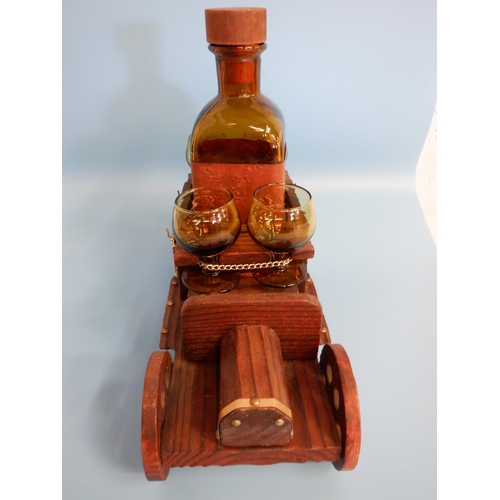 766 - Sherry Decanter with 4 Glasses in the Shape of a Car