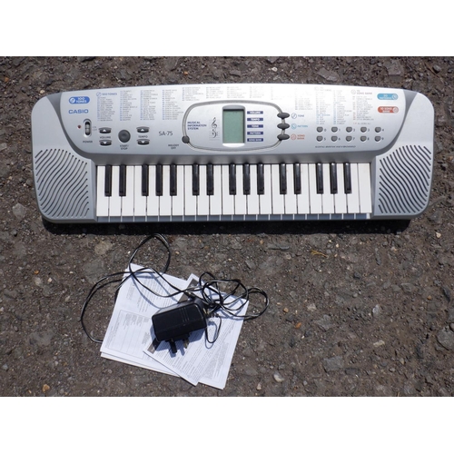 Casio SA 75 Songbank Keyboard in Box