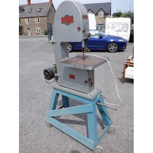 1468 - Whitehead Junior 240v Single Phase  Band Saw 150mm Depth of Cut mounted on  Cast Iron Two Wheel Tabl... 