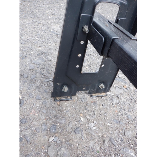 1528 - Adjustable 2 Part Roof Rack - Van Size 160cm Long x 18cm Height