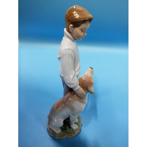 65 - Lladro ' My Loyal Friend' 6902 - Perfect Condition