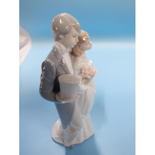 72 - Lladro - Retired ' Wedding Bells' Bridge and Groom 6164 - Perfect Condition