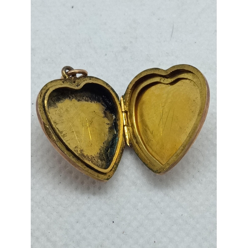 117 - An 18ct Gold Pendant Locket ( Un hallmarked but Tested) , Weight 2.93 Grams