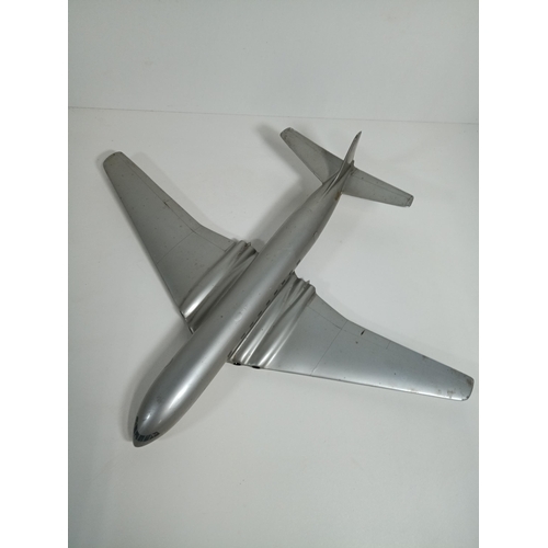 545 - A Large Metal Scale Model of a Comet Aircraft by Walkers Westway Models of East Acton