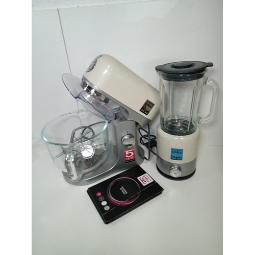 85 - A Kenwood K-Mix Food Processor and Blender