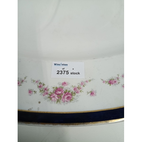 536 - A Very Large Antique Wedgewood Plate 56 x 45cm