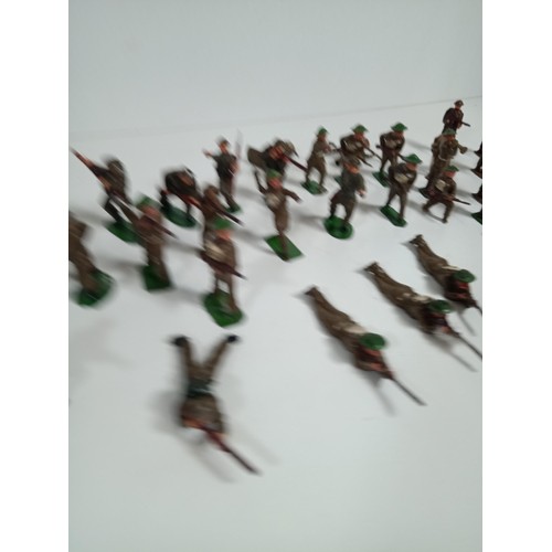 570 - A Collection of Britains Lead Painted Soldiers - British Tommies