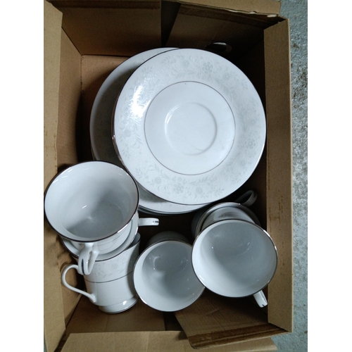 770 - Tea Cups, Saucers and Plates