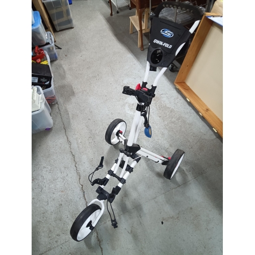 80 - Qwik Fold Golf Trolley