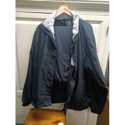 81 - Sunderland Weatherproof Golfing Jacket and Trousers XL Reg