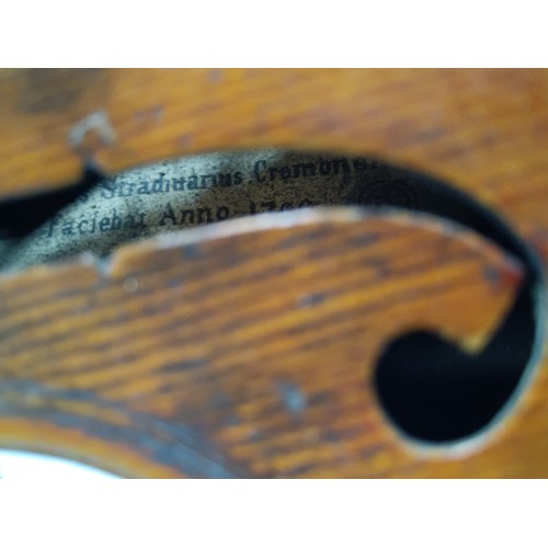 876 - Violin Printed Antionus Stradiuarius Cremonesis Faciebat - In need of repair 14inch Back