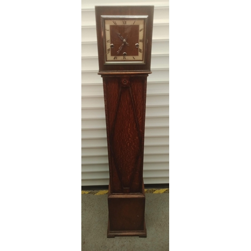 504 - An Oak Cased Grandmother Clock - Working - Westminster Chime 126 x 20 x 18cm