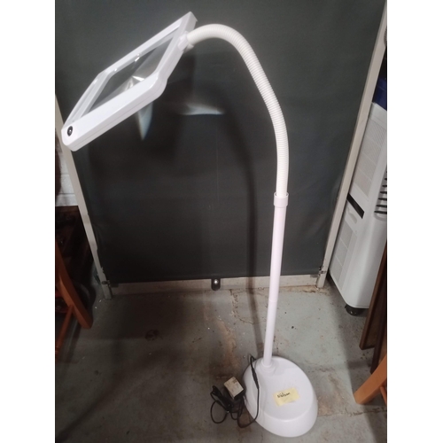 853 - Floor Standing Magnifying Craft Lamp 150cm High