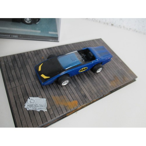 875 - 2 x Model Batman Cars