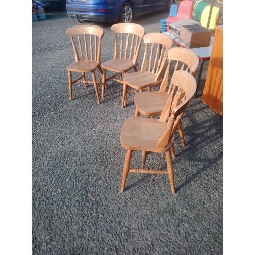 811 - 6x Pine Dining Chairs ( only 5 pictured)