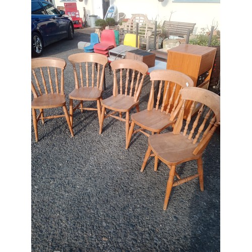 811 - 6x Pine Dining Chairs ( only 5 pictured)