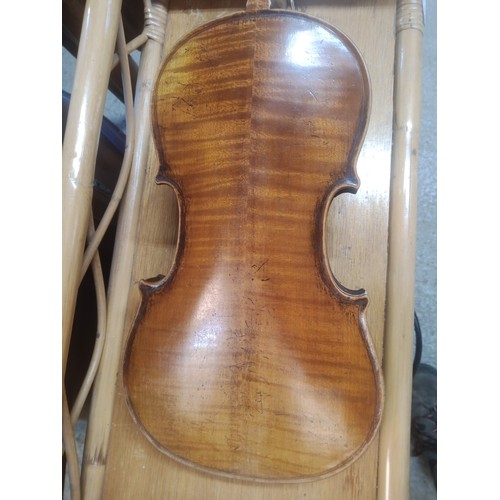 876 - Violin Printed Antionus Stradiuarius Cremonesis Faciebat - In need of repair 14inch Back