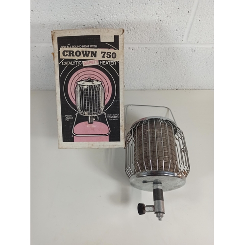 762 - Vintage Crown 750 360 All Round Catalytic Safety Heater Patent Applied For Butane  - 2550 BTU