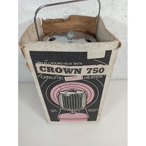 762 - Vintage Crown 750 360 All Round Catalytic Safety Heater Patent Applied For Butane  - 2550 BTU