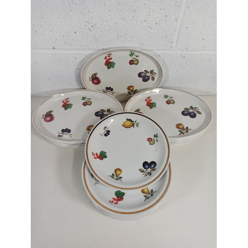 156 - Alfred Meaking Glo-White Ironstone Plates 11 x Oval 28cm and 12 x Round 23cm