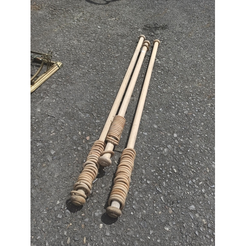 778 - 3 x Curtain Poles with Rings 5cm Wide, 2 x 198cm Long, 1 x 156cm Long