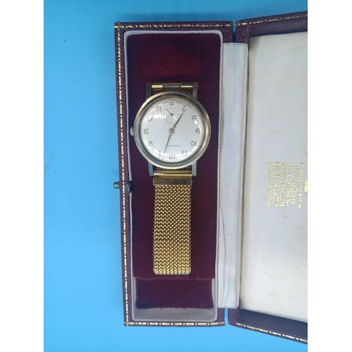 280 - A 9ct Gold Garrard Gentlemans Wristwatch