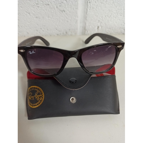 505B - Rayban Sunglasses in Rayban Case