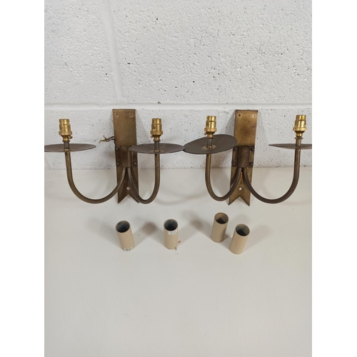 150 - A Pair of Brass Wall Lights