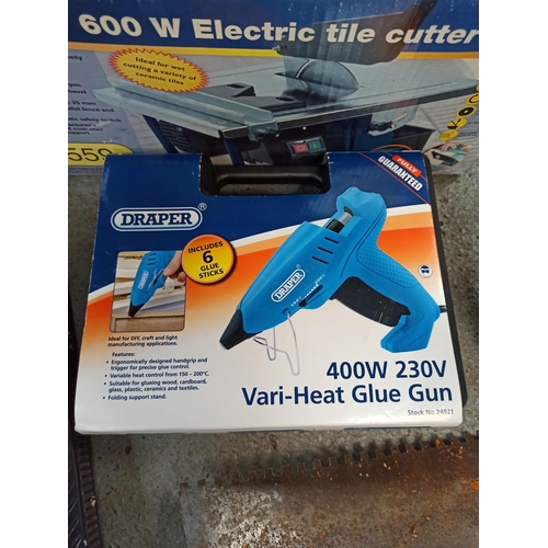 84 - Power Craft Electric Tile Cutter, Tiling Tools and Other Tiling Items Plus a Draper Glue Gun